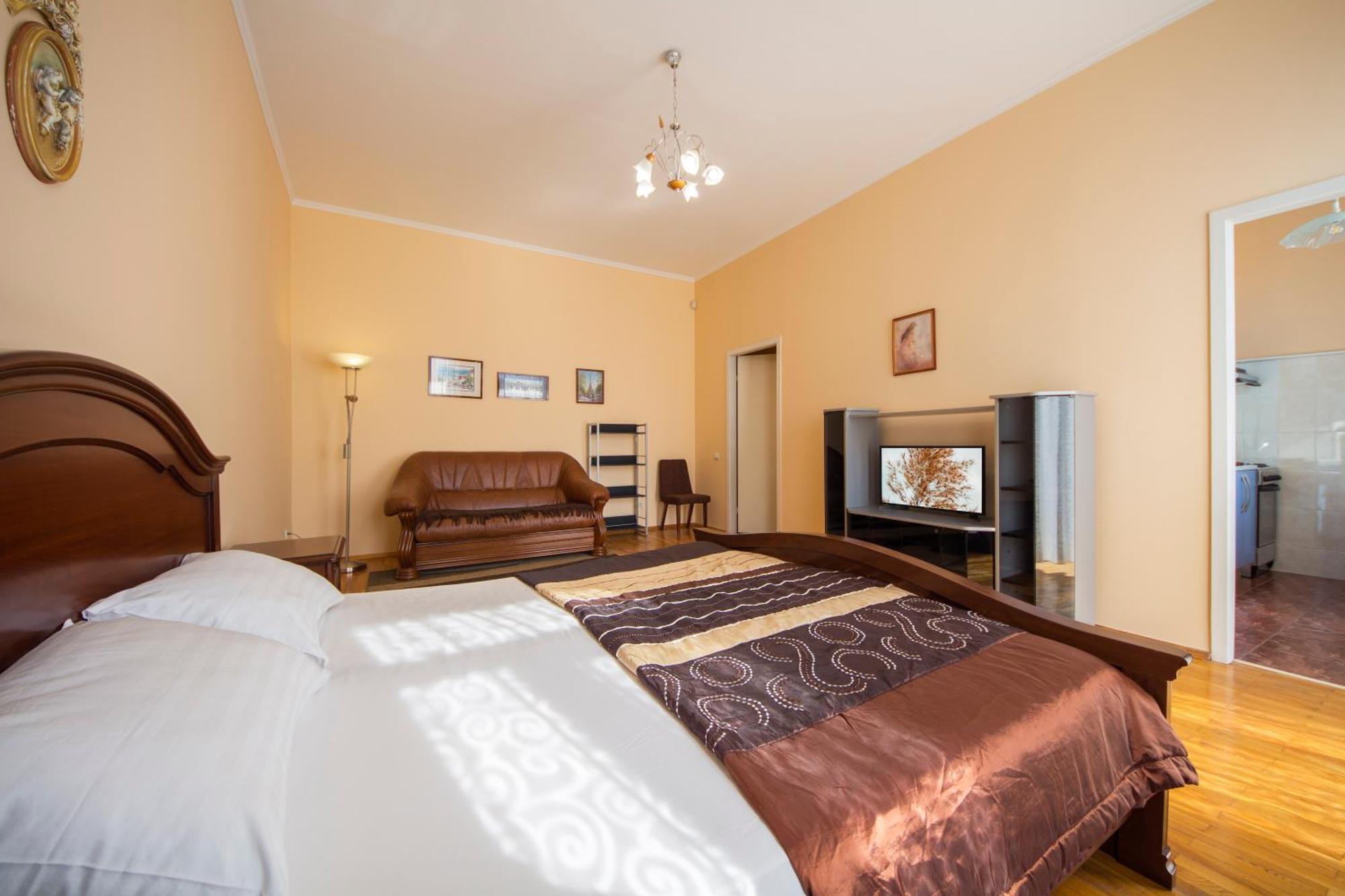 Central Apartments Киев Экстерьер фото